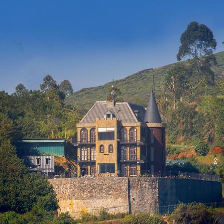 The Wind Castle Hotel Nuwara Eliya Exterior photo