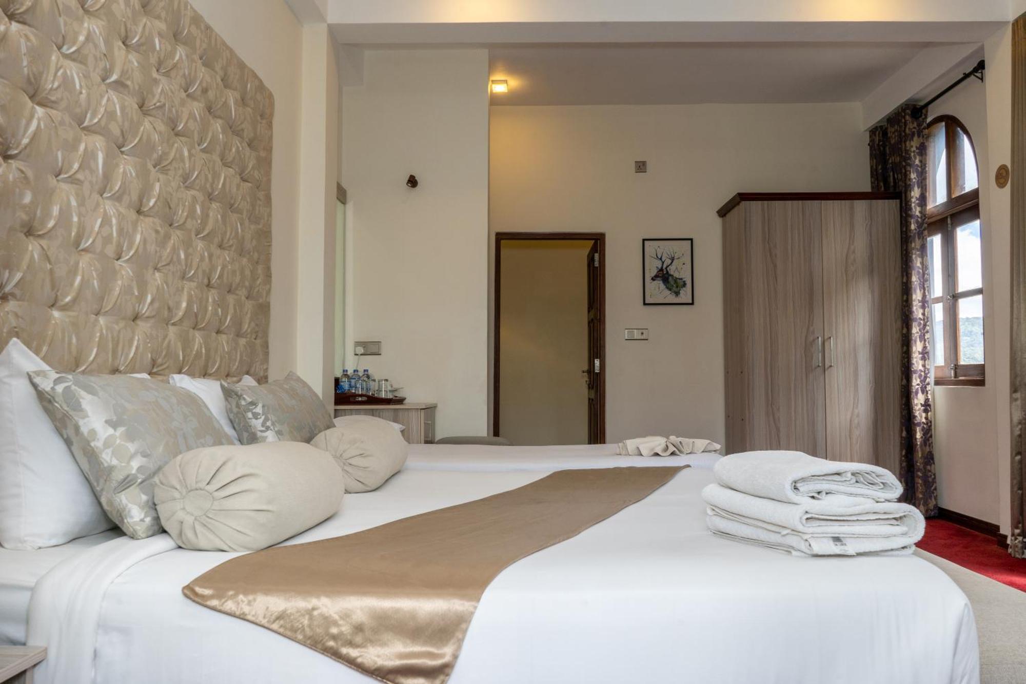 The Wind Castle Hotel Nuwara Eliya Exterior photo